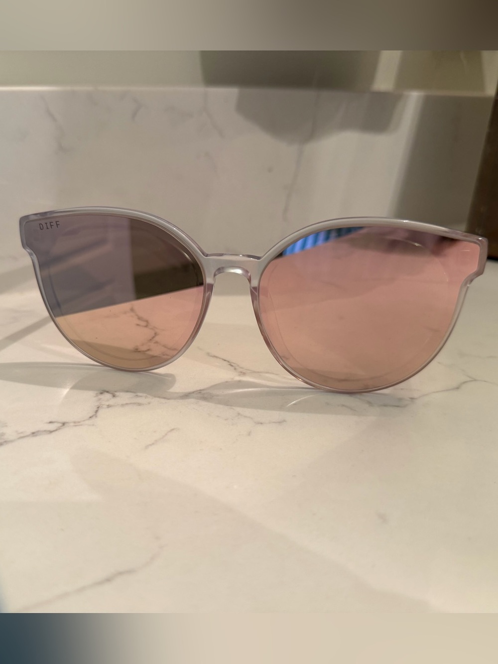 Diff Eyewear Pink Gradient Cat-Eye Sunglasses